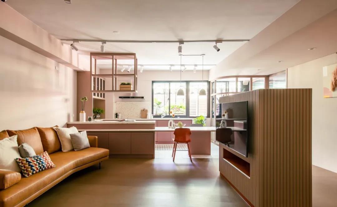 客廳電視背景墻怎么裝好看？