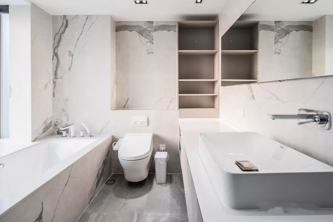 干濕分離設(shè)計(jì)讓你的衛(wèi)生間舒適又實(shí)用