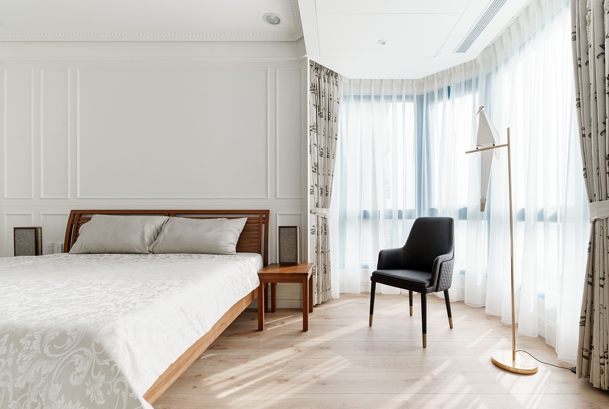 90平現(xiàn)代簡(jiǎn)約三房裝修，極大化透亮視野