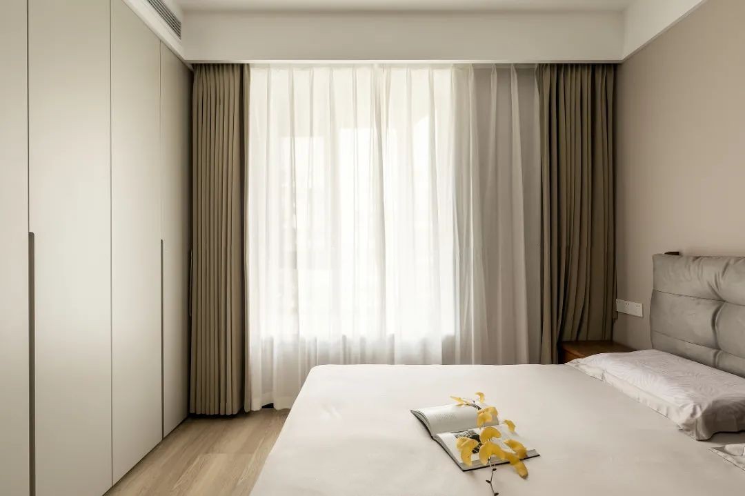 廣澤上苑-105㎡現(xiàn)代奶油風(fēng)三居，夢想中柔軟又宜居的家！